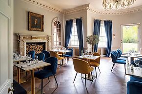 Warbrook House Heritage Hotel