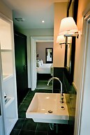 Warbrook House Heritage Hotel