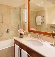 Starhotels Grand Milan