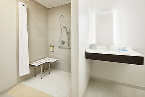 Holiday Inn Express Hotel & Suites Port Richey by IHG