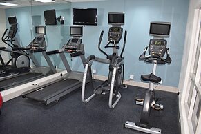 Holiday Inn Express & Suites McPherson by IHG