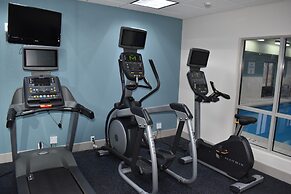 Holiday Inn Express & Suites McPherson by IHG
