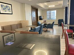 Holiday Inn Express Ada by IHG