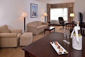 Holiday Inn Madison at The American Center by IHG