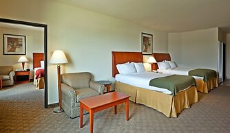 Holiday Inn Express Hotel & Suites Fairfield - North by IHG