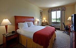 Holiday Inn Express Hotel & Suites Fairfield - North by IHG