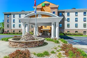 Holiday Inn Express & Suites Morristown by IHG