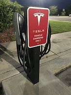 Holiday Inn Conference Center - Valdosta by IHG