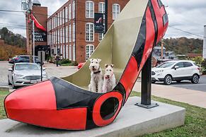 Craddock Terry Hotel, Lynchburg, a Tribute Portfolio Hotel