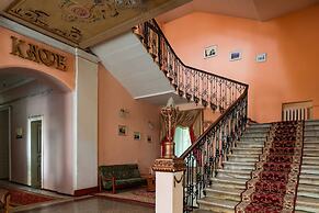 Tsentralnaya Hotel