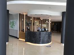 Pillo Hotel & Leisure Club