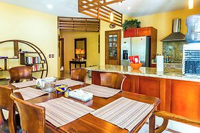 Paseo del Sol Condohotel by Bric