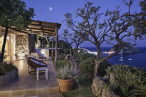 Costa Del Capitano Seaside Villas