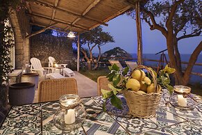 Costa Del Capitano Seaside Villas