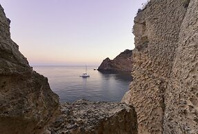 Costa Del Capitano Seaside Villas