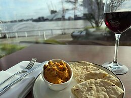 Radisson Blu Hotel, London Canary Wharf East