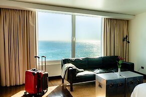 Radisson Blu Acqua Hotel & Spa Concon