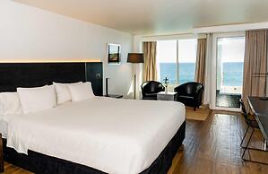 Radisson Blu Acqua Hotel & Spa Concon