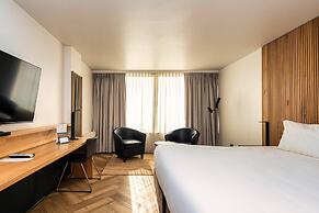 Radisson Blu Acqua Hotel & Spa Concon