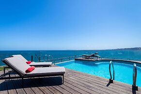 Radisson Blu Acqua Hotel & Spa Concon