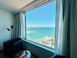 Radisson Blu Acqua Hotel & Spa Concon