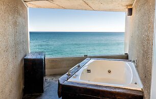 Radisson Blu Acqua Hotel & Spa Concon