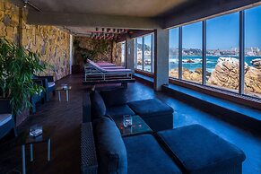 Radisson Blu Acqua Hotel & Spa Concon