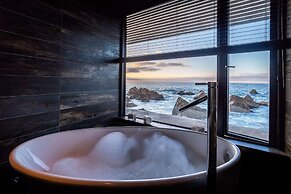 Radisson Blu Acqua Hotel & Spa Concon