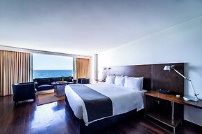 Radisson Blu Acqua Hotel & Spa Concon