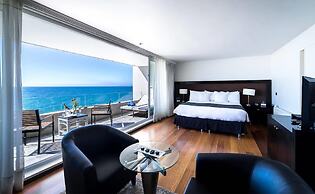 Radisson Blu Acqua Hotel & Spa Concon