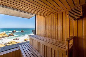 Radisson Blu Acqua Hotel & Spa Concon