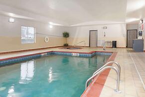 Country Inn & Suites by Radisson, Columbia, MO