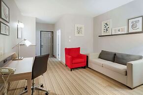 Country Inn & Suites by Radisson, Columbia, MO