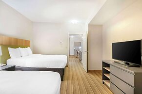 Country Inn & Suites by Radisson, Columbia, MO