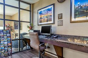 Comfort Suites Savannah Gateway I-95