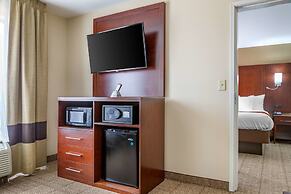 Comfort Suites Savannah Gateway I-95