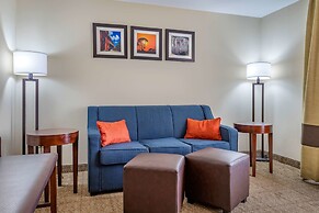 Comfort Suites Savannah Gateway I-95