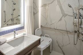 Fairfield Inn & Suites by Marriott Lafayette South