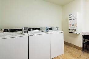 Larkspur Landing Extended Stay Suites St. Louis Riverport - Airport We