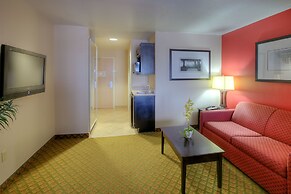 Holiday Inn Express & Suites Tucumcari, an IHG Hotel