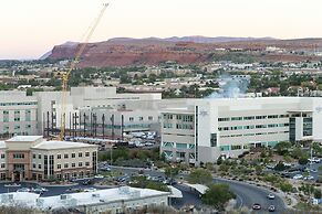 Holiday Inn Express & Suites St. George North - Zion by IHG