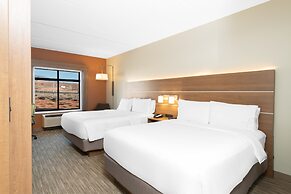 Holiday Inn Express & Suites St. George North - Zion by IHG