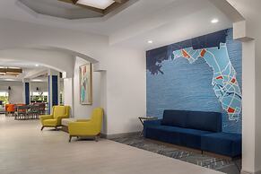 Holiday Inn Express & Suites Kendall by IHG