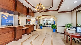 Holiday Inn Express & Suites Kendall by IHG