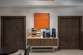 Holiday Inn Express & Suites Kendall by IHG