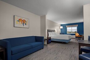 Holiday Inn Express & Suites Kendall by IHG