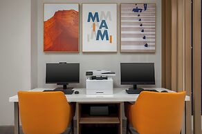Holiday Inn Express & Suites Kendall by IHG