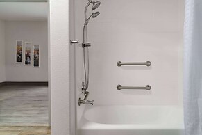 La Quinta Inn & Suites by Wyndham Stephenville