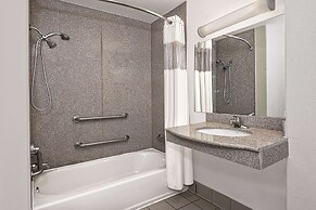 La Quinta Inn & Suites by Wyndham Stephenville