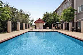 La Quinta Inn & Suites by Wyndham Stephenville